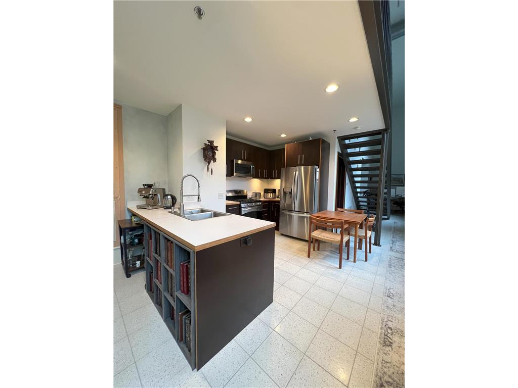 214 4th Street #101 Saint Paul MN 55101 7027646 image10