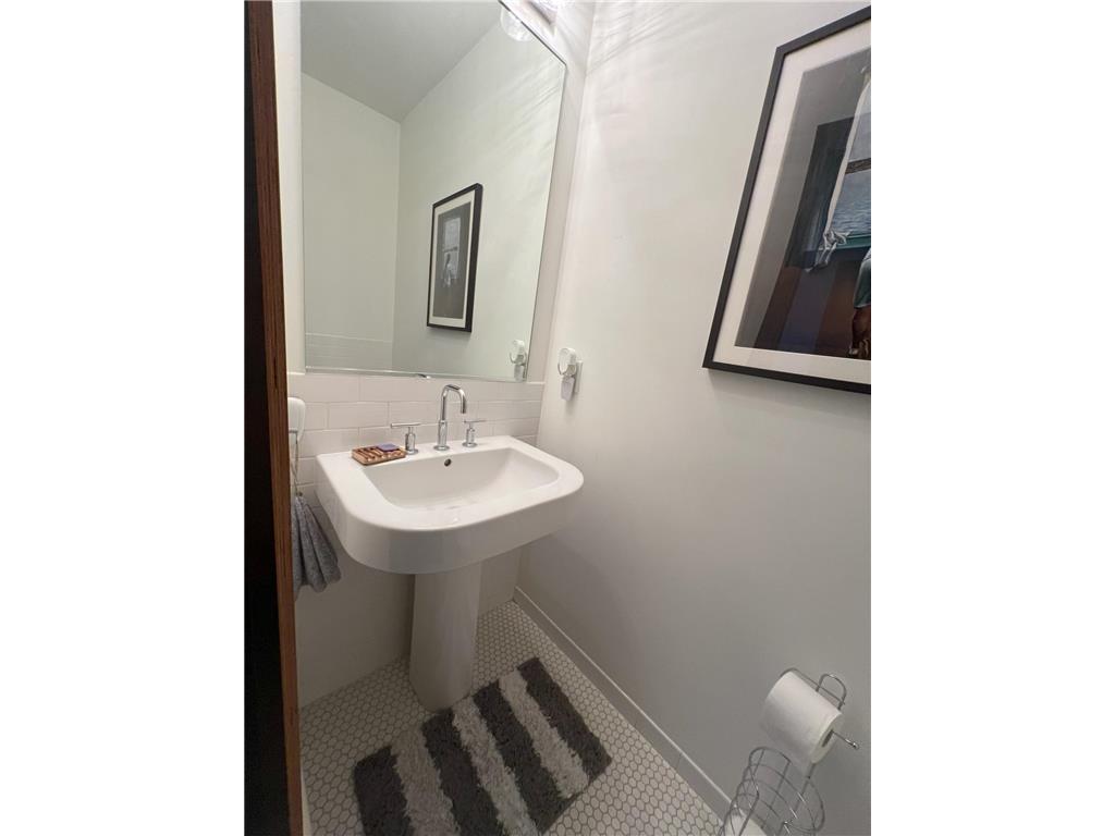 214 4th Street #101 Saint Paul MN 55101 7027646 image19