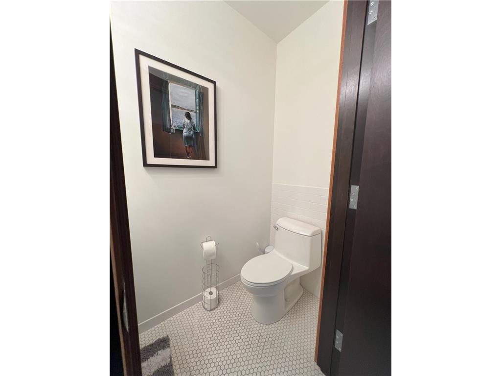 214 4th Street #101 Saint Paul MN 55101 7027646 image20