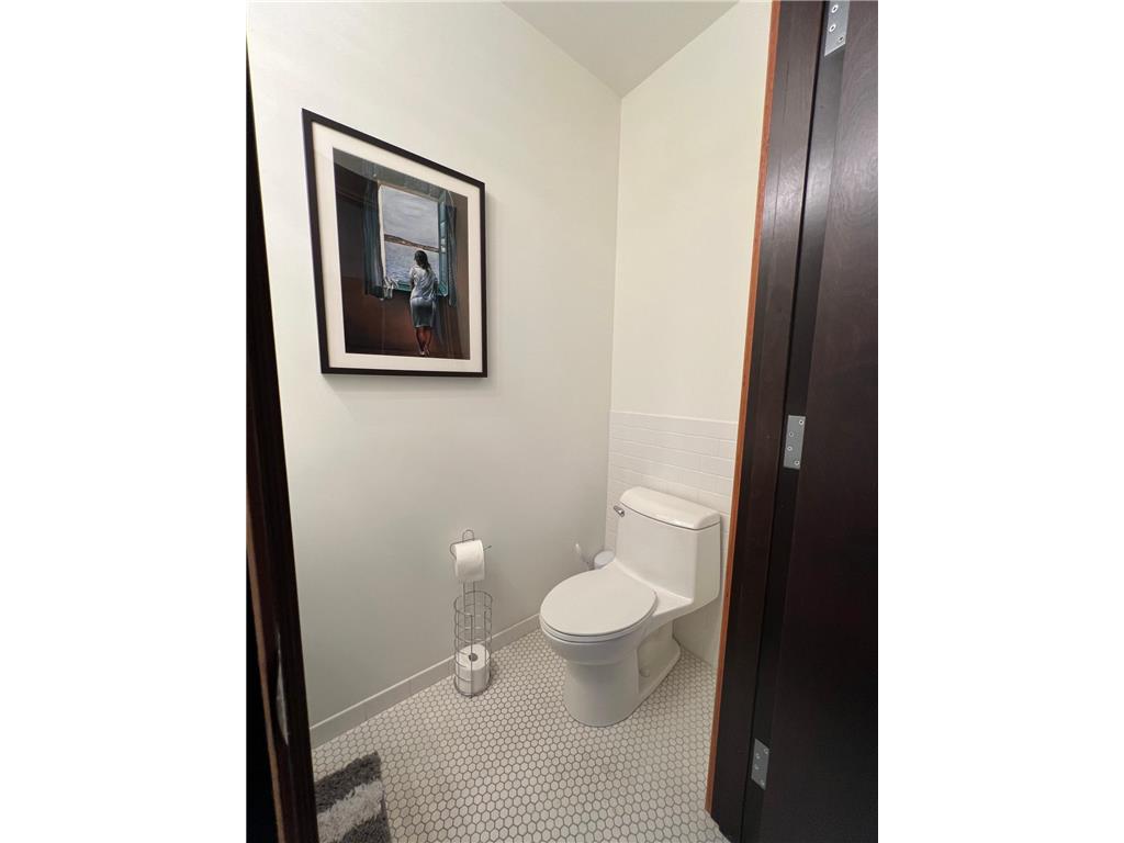214 4th Street E #101 Saint Paul MN 55101 7093338 image12