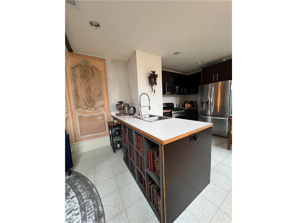 214 4th Street E #101 Saint Paul MN 55101 7093338 image7
