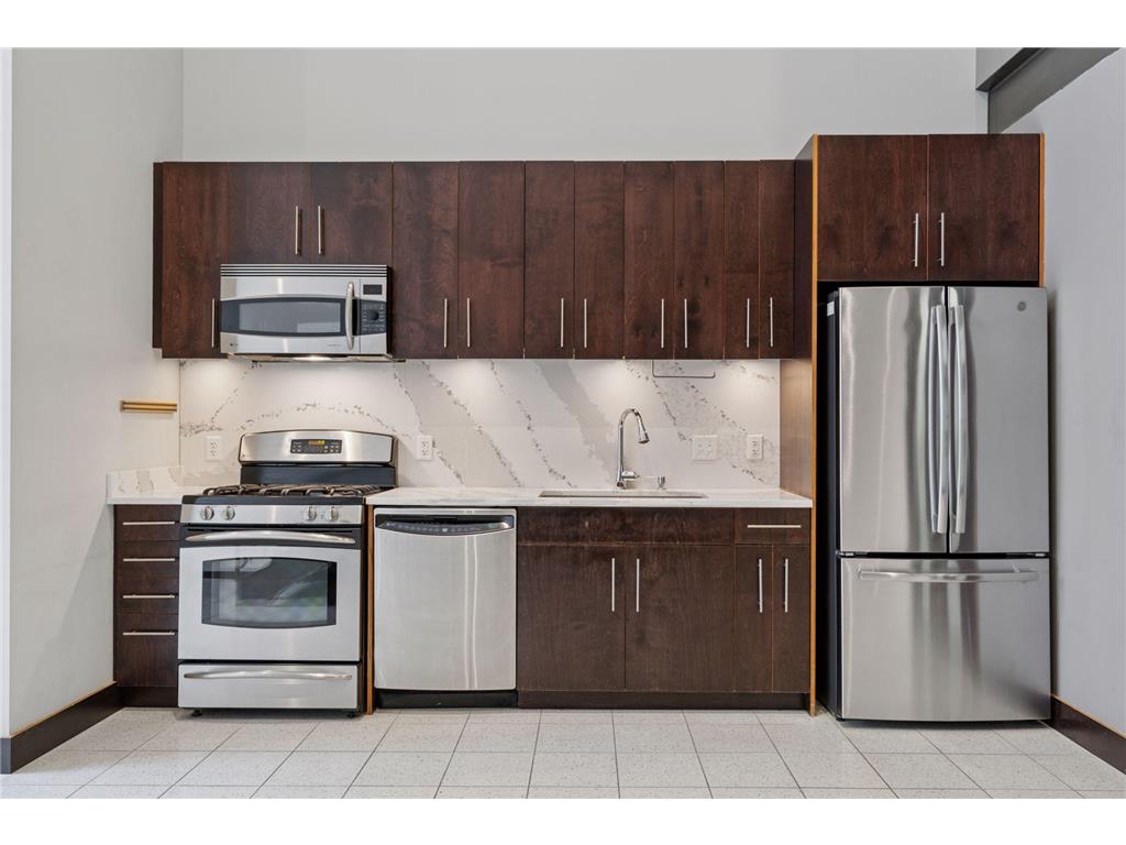 214 4th Street E #103 Saint Paul MN 55101 6806416 image10