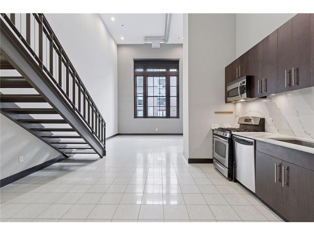 214 4th Street E #103 Saint Paul MN 55101 6806416 image16