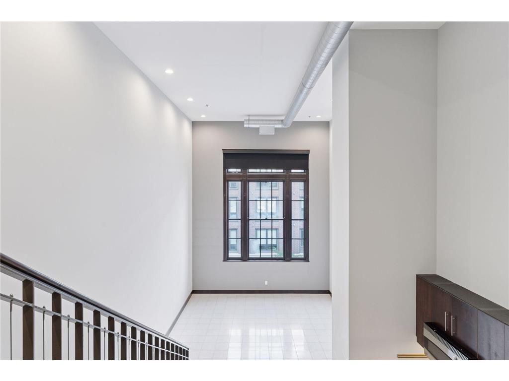 214 4th Street E #103 Saint Paul MN 55101 6806416 image33