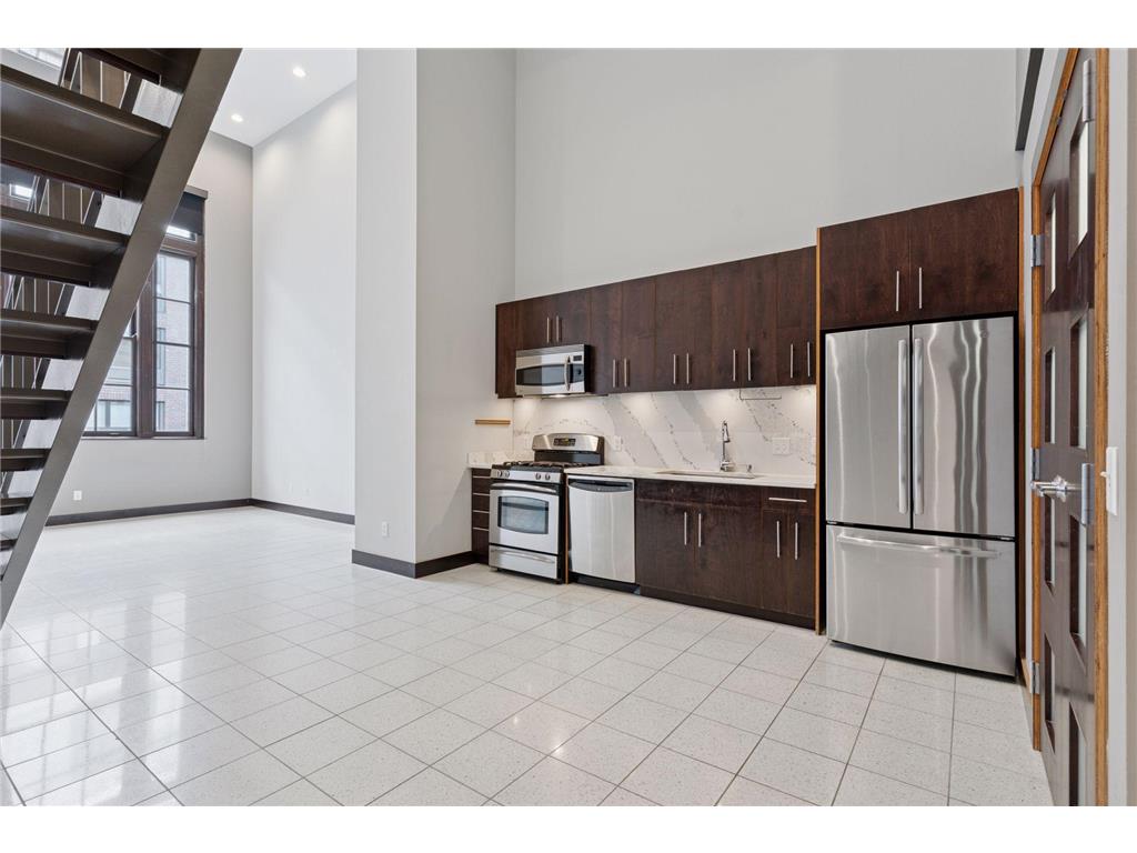 214 4th Street E #103 Saint Paul MN 55101 6806416 image9