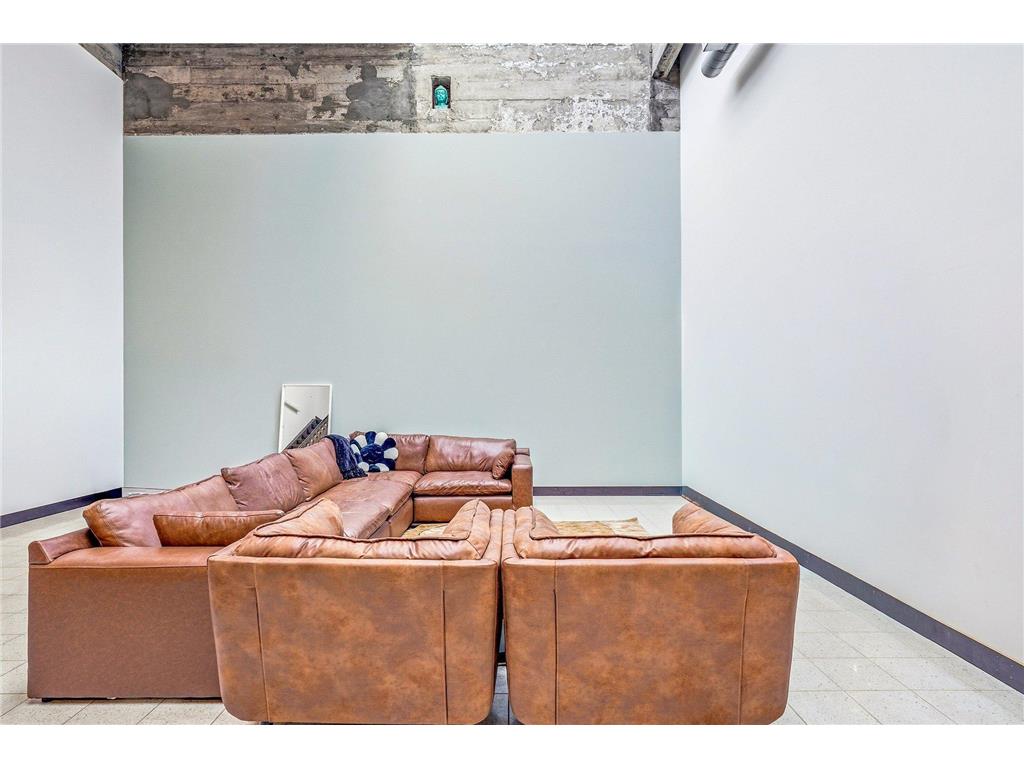 214 4th Street E #213 Saint Paul MN 55101 7037401 image16