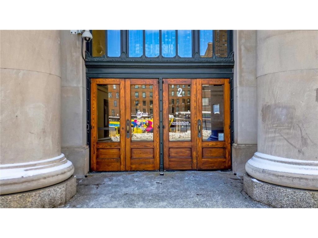 214 4th Street E #213 Saint Paul MN 55101 7037401 image5