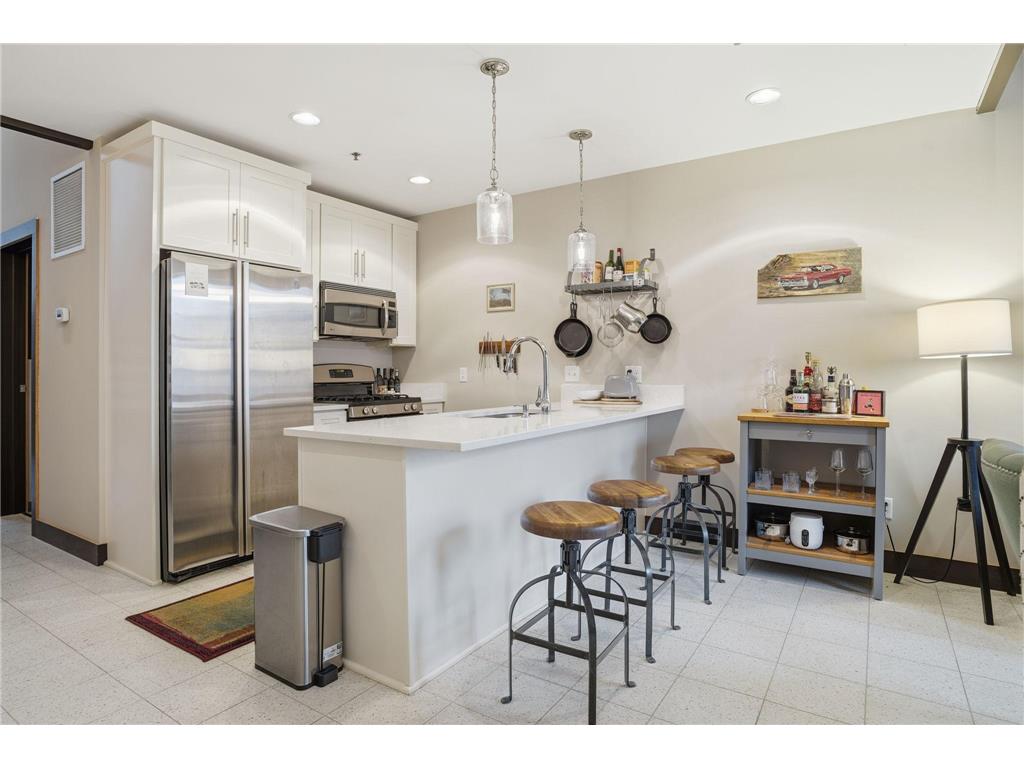 214 4th Street E #226 Saint Paul MN 55101 6813153 image5