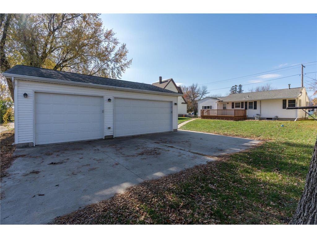 214 4th Street Gaylord MN 55334 6485346 image1