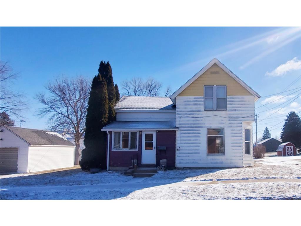 214 Center Avenue S, Eyota, MN, 55934 MLS 6489765 Edina Realty