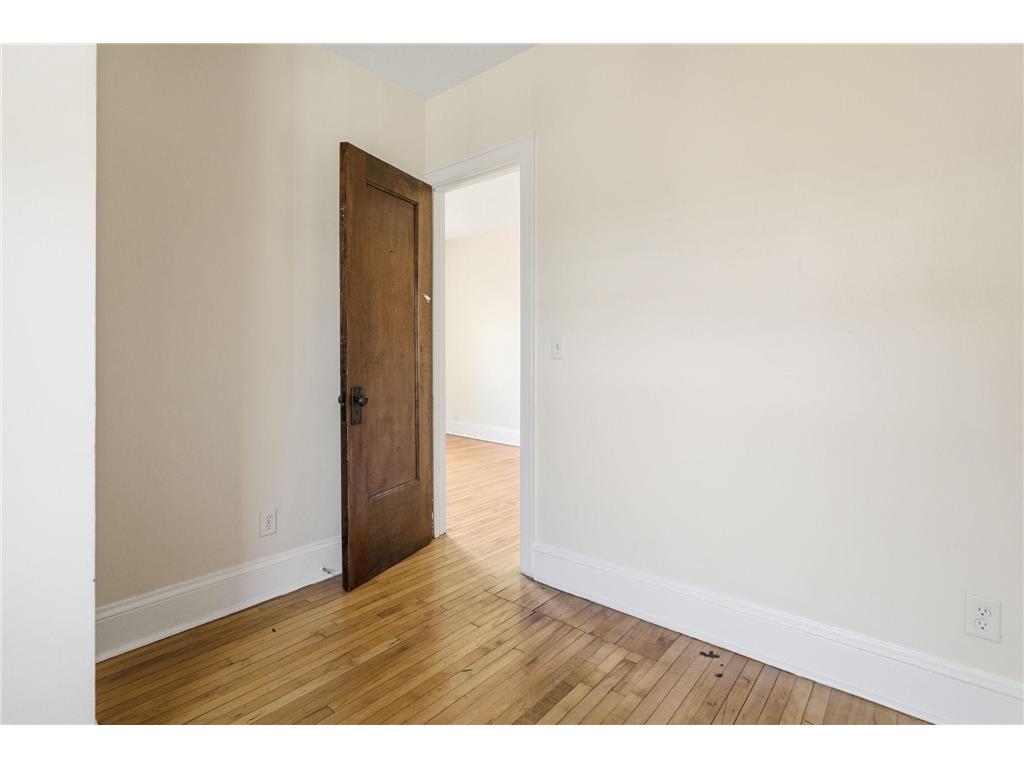 214 E 19th Street #101 Minneapolis MN 55403 7085580 image11