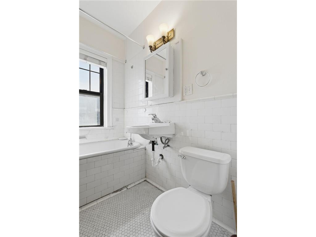 214 E 19th Street #101 Minneapolis MN 55403 7085580 image13