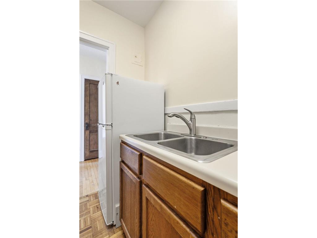 214 E 19th Street #101 Minneapolis MN 55403 7085580 image7