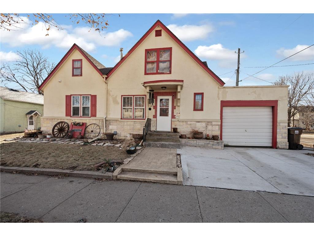 214 E 5th Street Fairmont MN 56031 6645336 image1