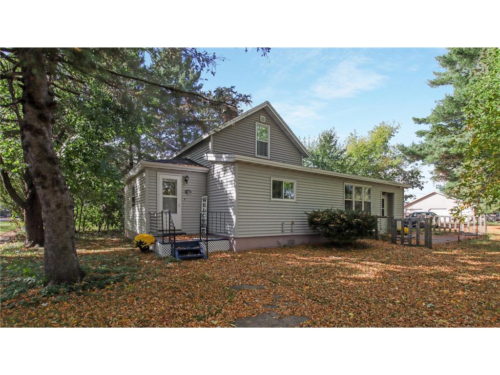 214 E Dell Street New Auburn WI 54757 6454031 image1