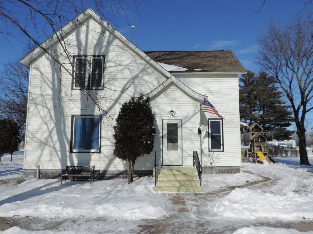 214 Ellington Street, West Concord, MN, 55985 MLS 4901319 Edina Realty