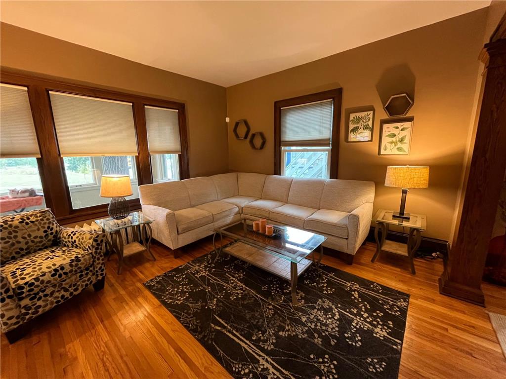 214 Emerald Street SE Minneapolis MN 55414 7059773 image4