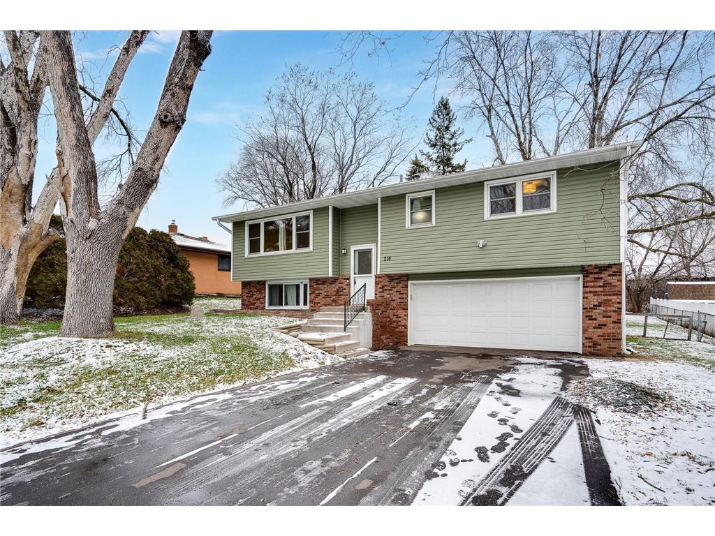 214 Ferndale Street N Maplewood MN 55119 6471081 image1