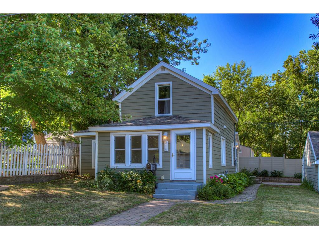 214 Myrtle Street Hudson WI 54016 6246074 image1