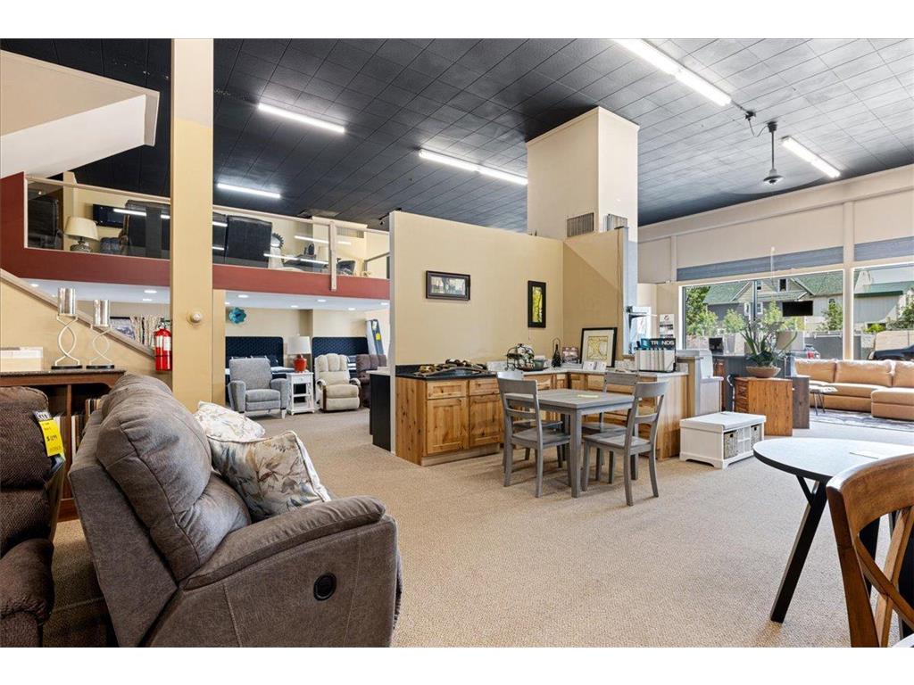 214 N 2nd Avenue Virginia MN 55792 6595931 image13