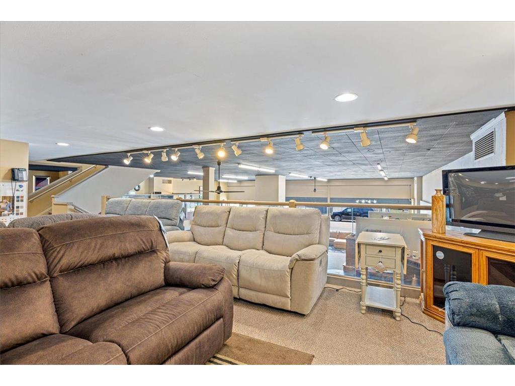 214 N 2nd Avenue Virginia MN 55792 6595931 image28