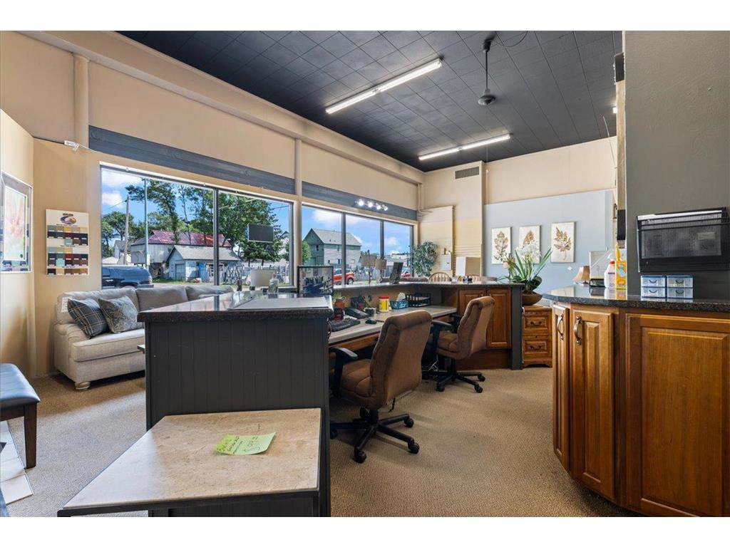 214 N 2nd Avenue Virginia MN 55792 6595931 image3