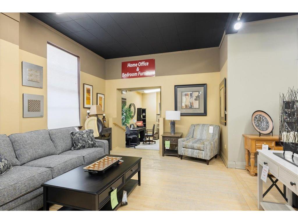 214 N 2nd Avenue Virginia MN 55792 6595931 image33