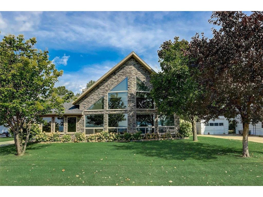 214 N Lakeshore Drive, Glenwood, MN, 56334 MLS 6259024 Edina Realty