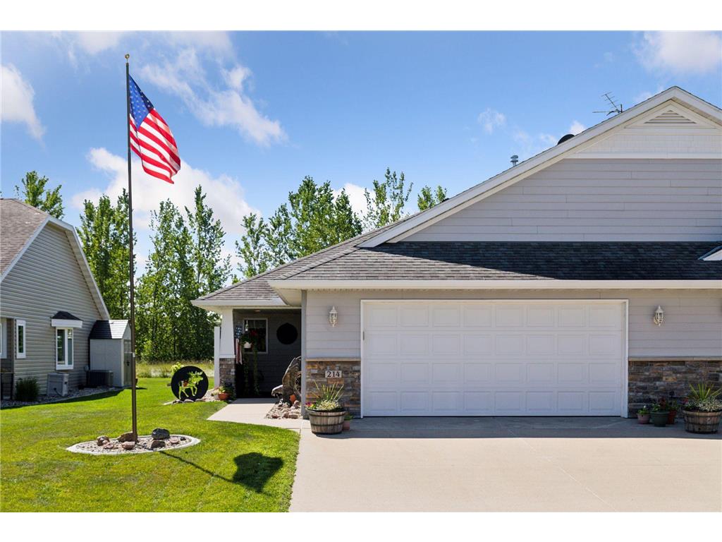 214 Ottawa Avenue SE Hutchinson MN 55350 6783136 image1