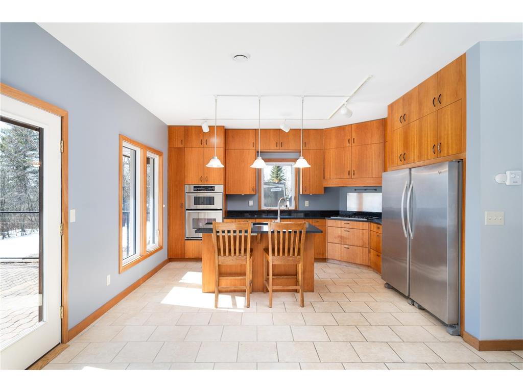 214 S 32nd Avenue E Duluth MN 55812 - Tischer Creek 7071372 image11