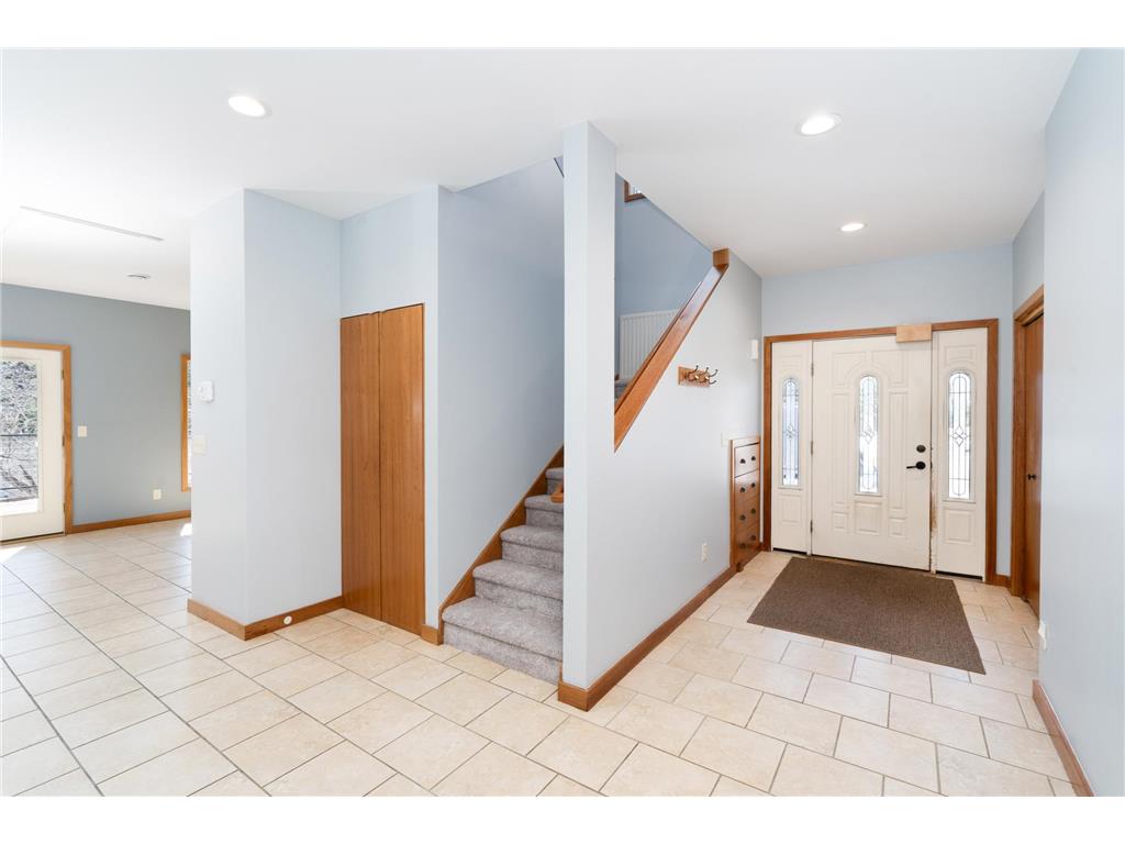 214 S 32nd Avenue E Duluth MN 55812 - Tischer Creek 7071372 image24