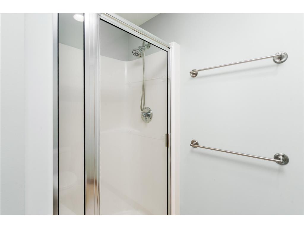 214 S 32nd Avenue E Duluth MN 55812 - Tischer Creek 7071372 image32