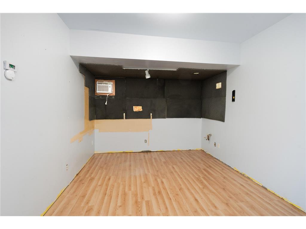 214 S 32nd Avenue E Duluth MN 55812 - Tischer Creek 7071372 image37
