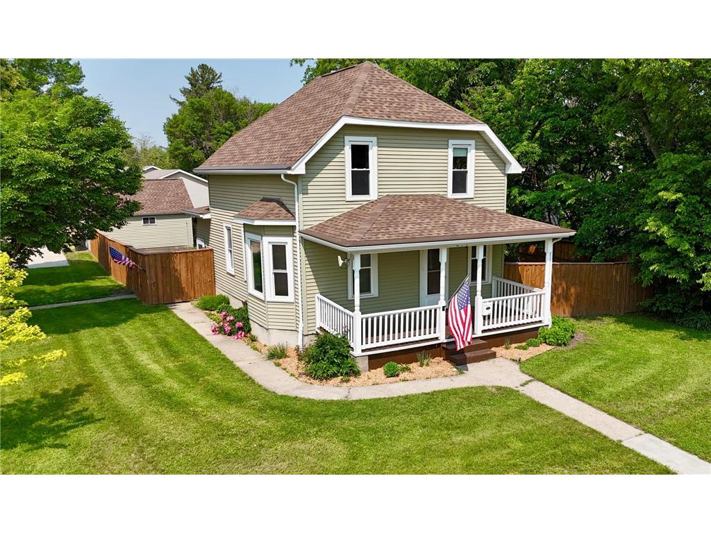 214 S 4th Street Olivia MN 56277 6718924 image1