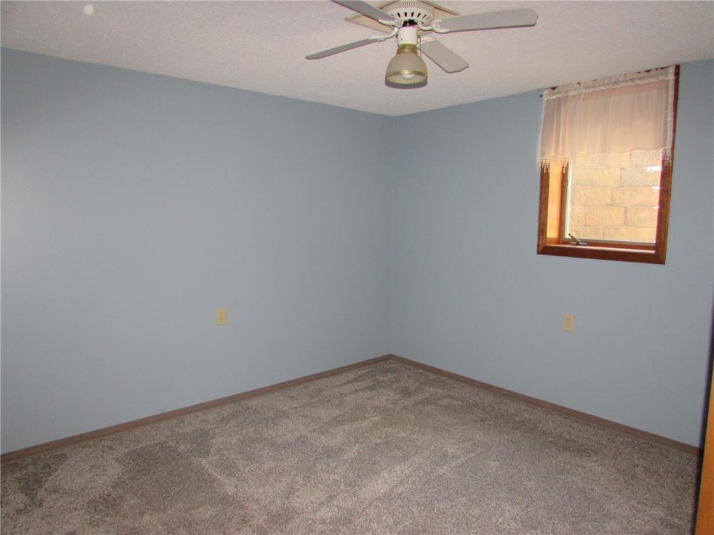 214 W Anna Street Fairmont MN 56031 7074745 image19
