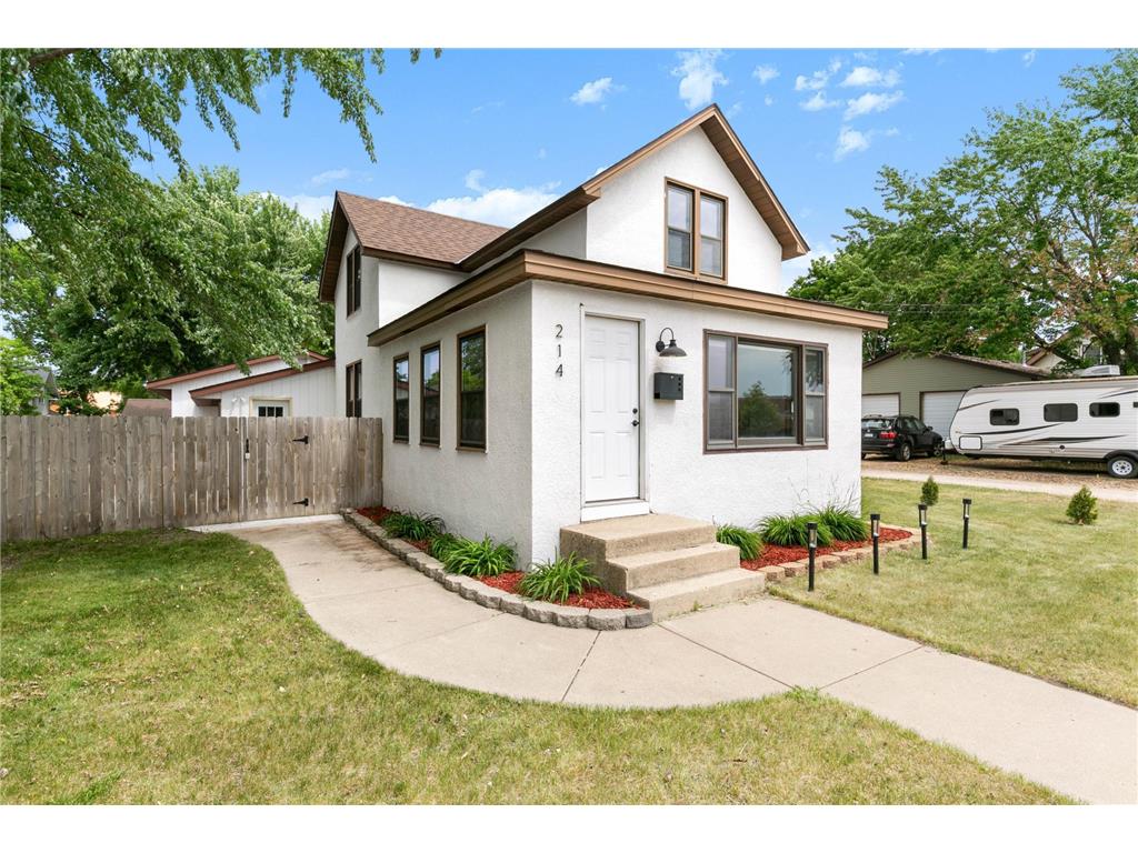 214 W Mill Street Paynesville MN 56362 6380211 image1