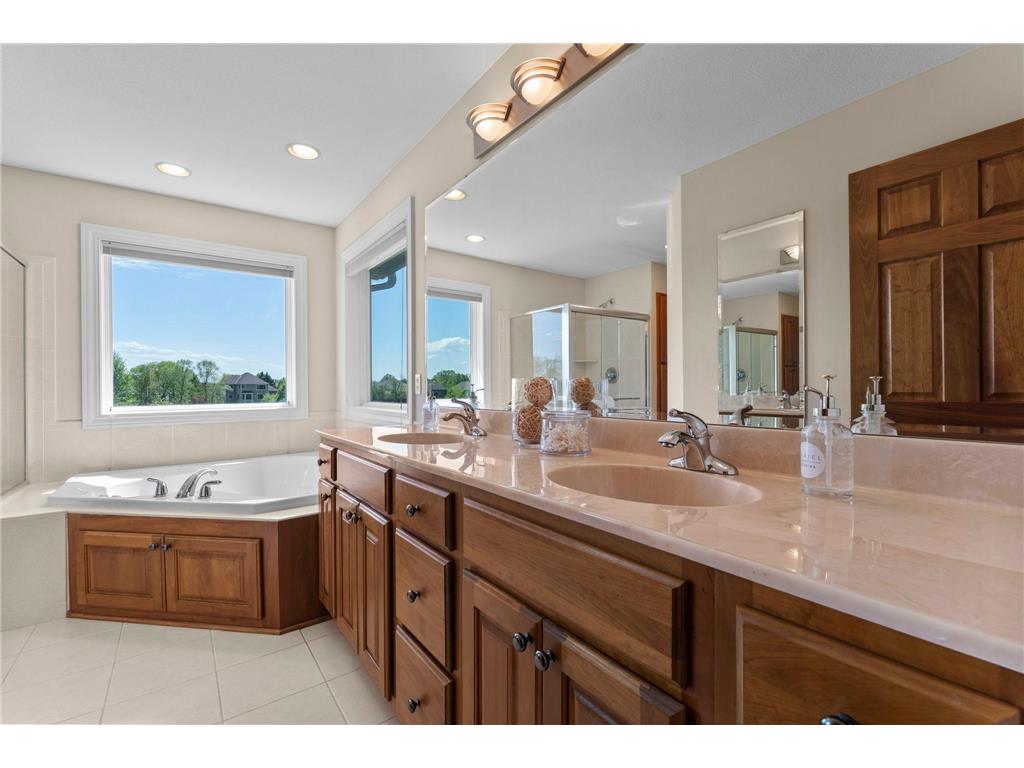 2140 Arnold Palmer Drive Blaine MN 55449 7076179 image20
