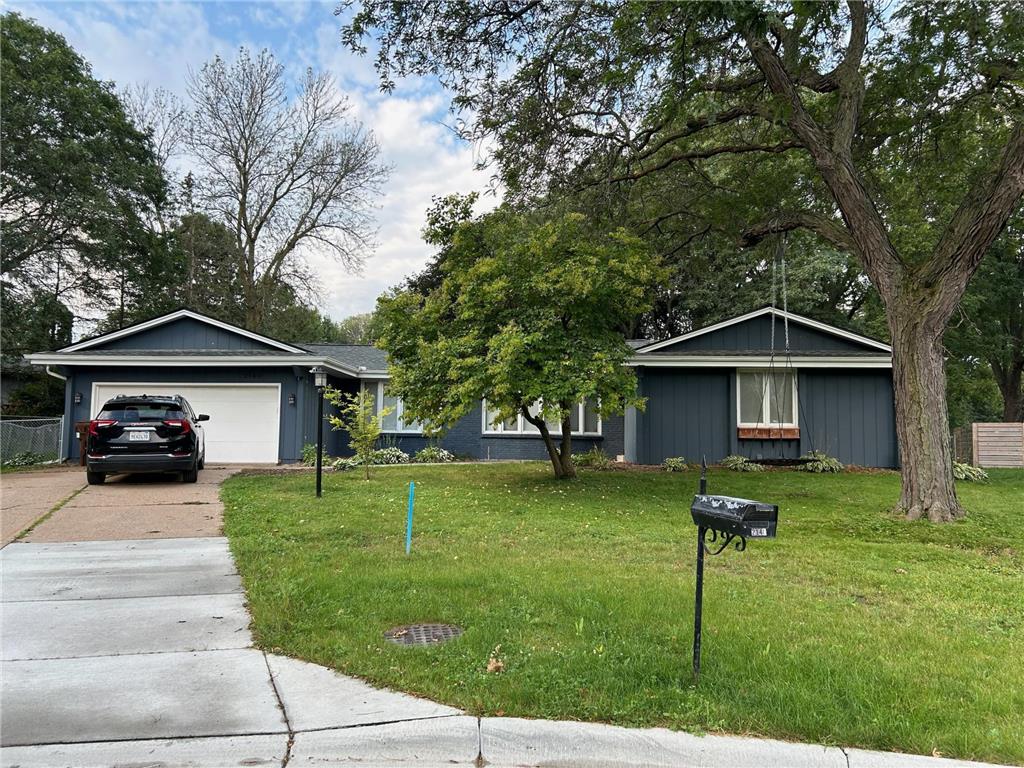 2140 Cameron Drive Woodbury MN 55125 6546797 image1