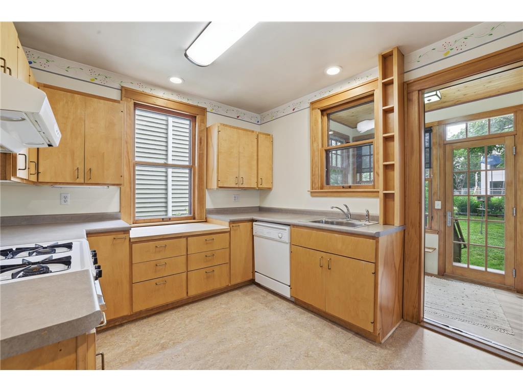 2140 Dayton Avenue Saint Paul MN 55104 7100310 image14