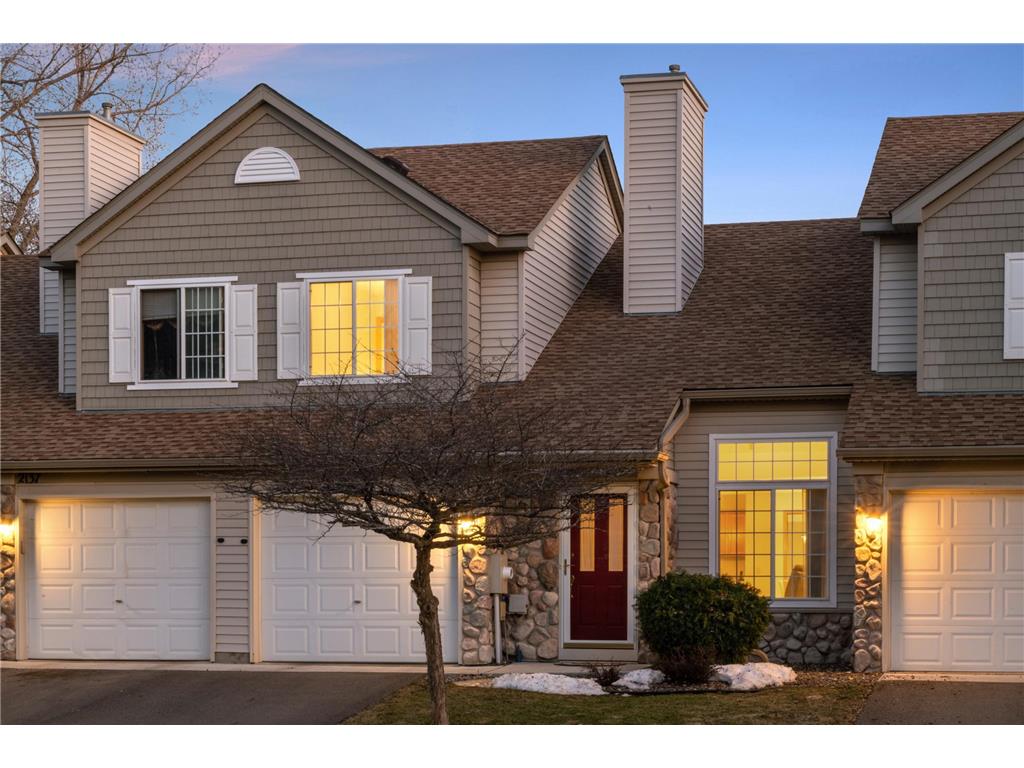 2141 Baneberry Way W Chanhassen MN 55317 6348659 image1