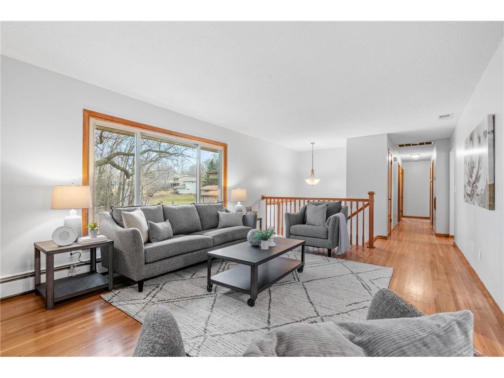 2142 3rd Street NW New Brighton MN 55112 6487637 image1