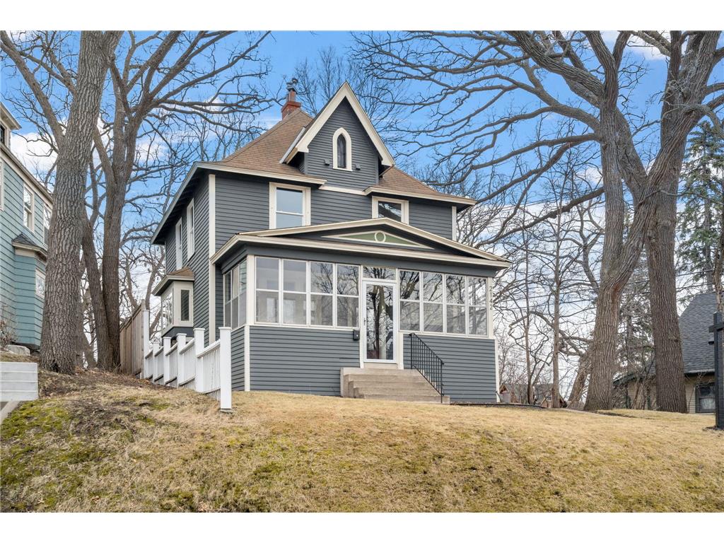 2142 Knapp Street Saint Paul MN 55108 6494290 image1