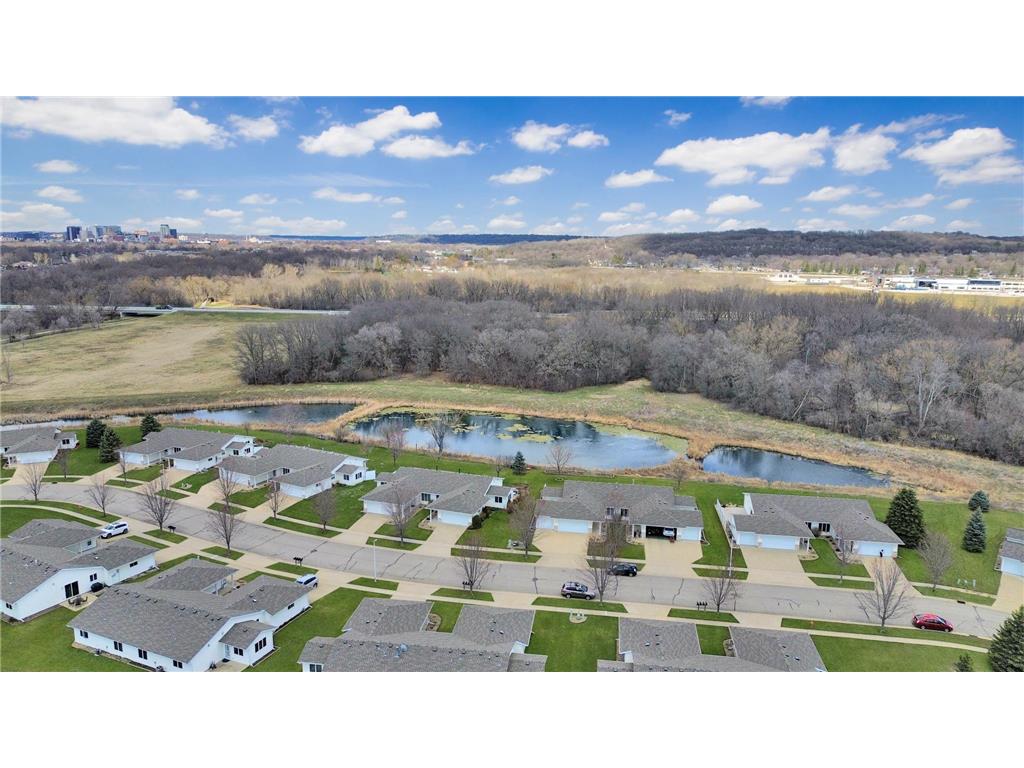 2143 McQuillan Court SE Rochester MN 55904 6488620 image1