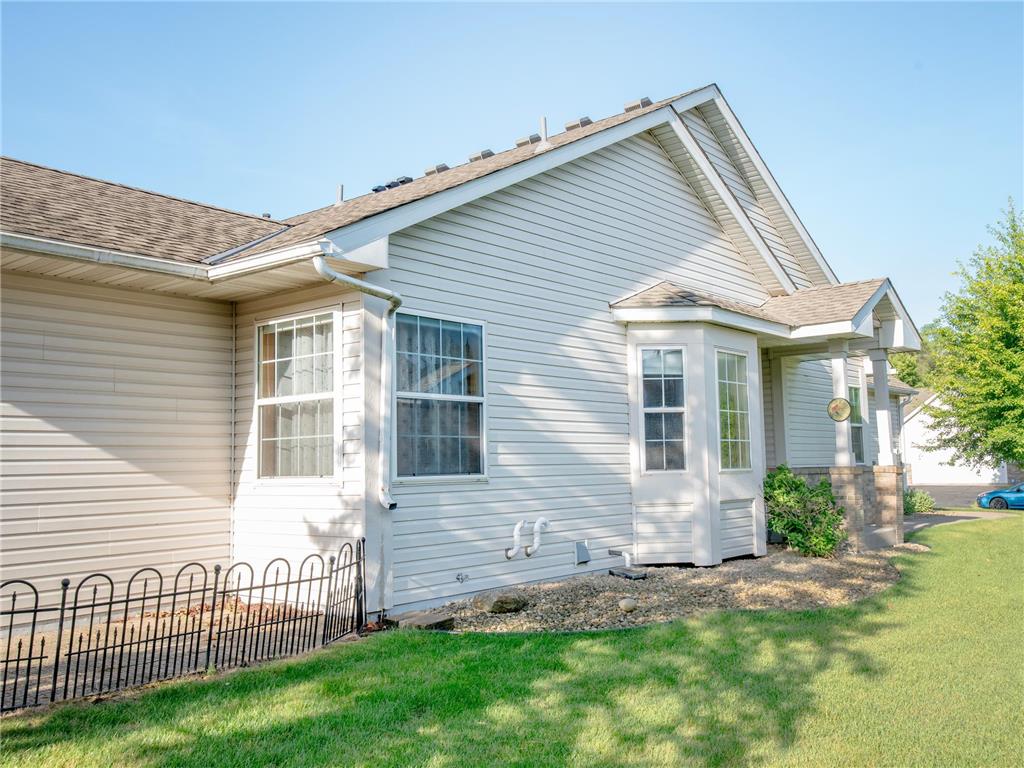 2144 Albemarle Court N Roseville MN 55113 7095733 image28