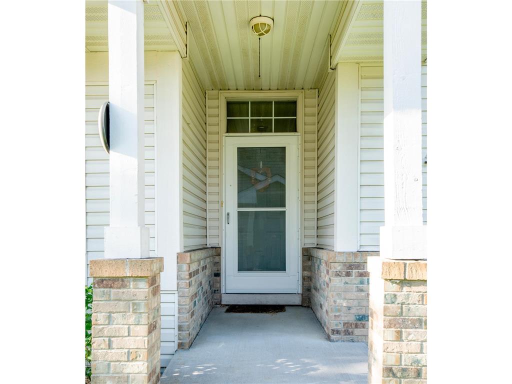 2144 Albemarle Court N Roseville MN 55113 7095733 image32