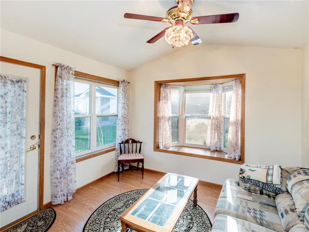 2144 Albemarle Court N Roseville MN 55113 7095733 image7