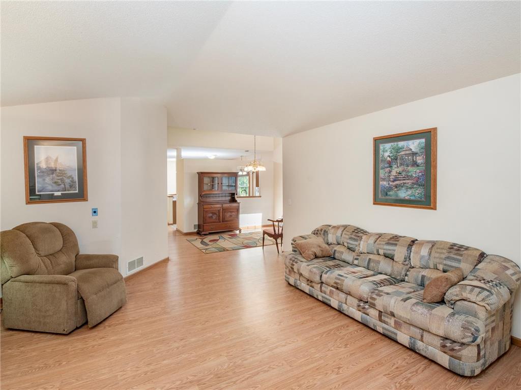 2144 Albemarle Court N Roseville MN 55113 7095733 image9
