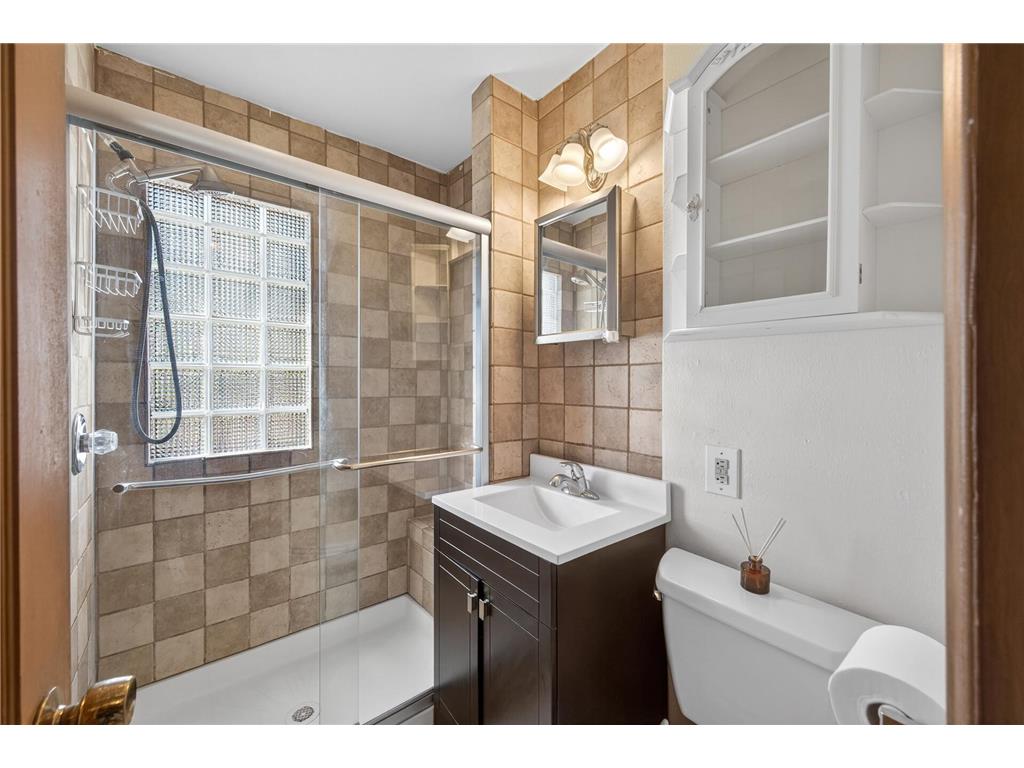2144 Geranium Avenue E Saint Paul MN 55119 7080169 image16