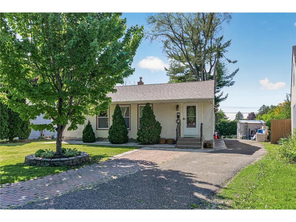 2144 Geranium Avenue E Saint Paul MN 55119 7080169 image2