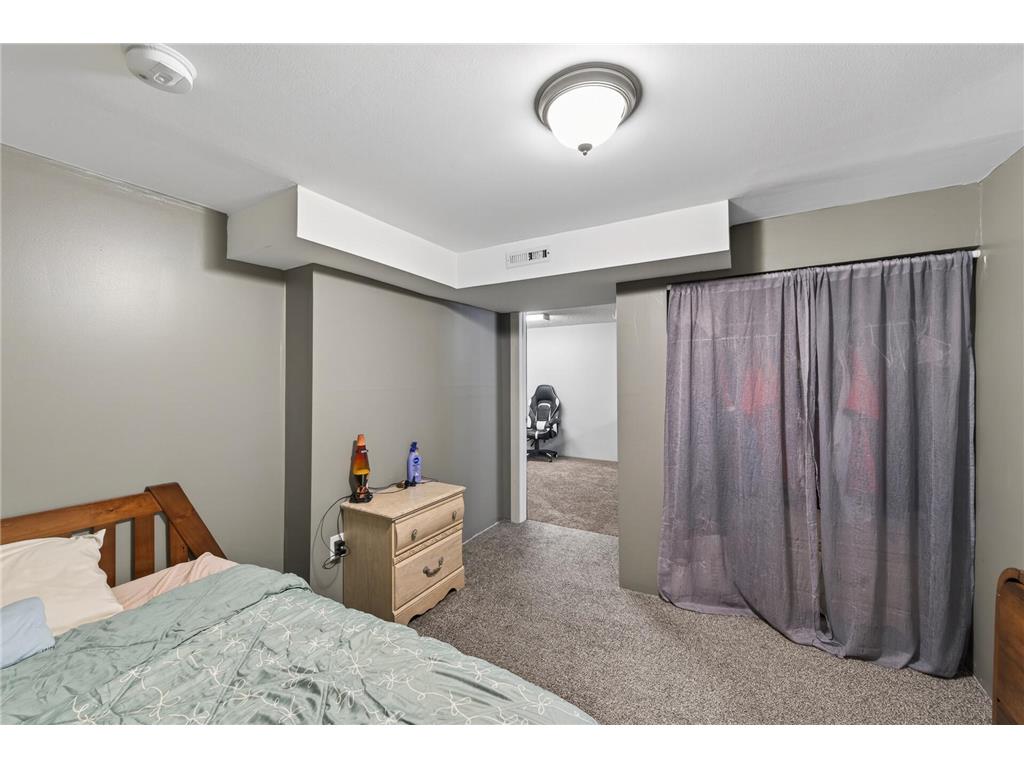 2144 Geranium Avenue E Saint Paul MN 55119 7080169 image20